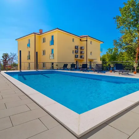 Amazing In Kostrena With Swimming Pool *